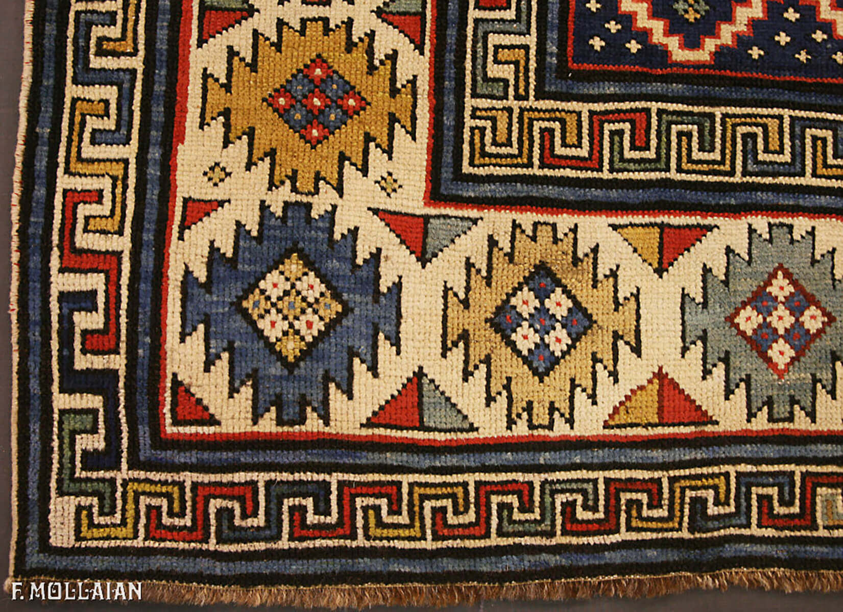 Antique Caucasian Daghestan Rug n°:68904947